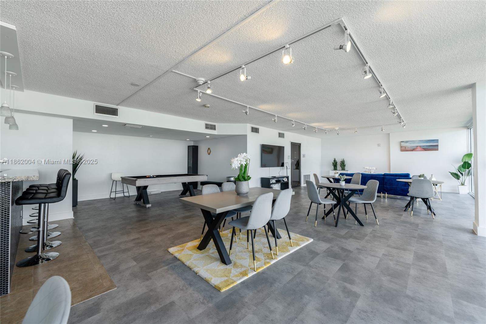 16546 NE 26th Ave # 4F