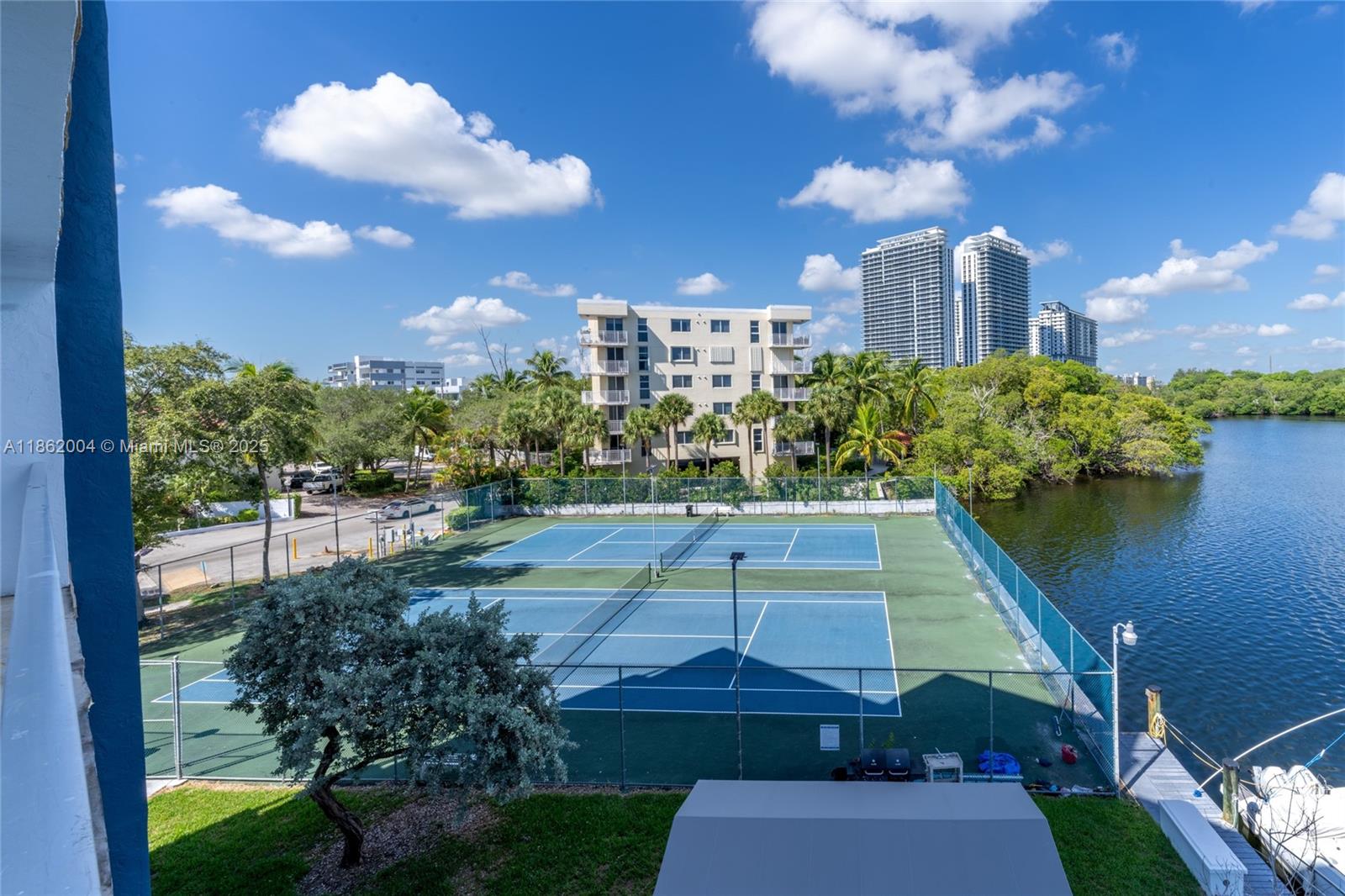 16546 NE 26th Ave # 4F