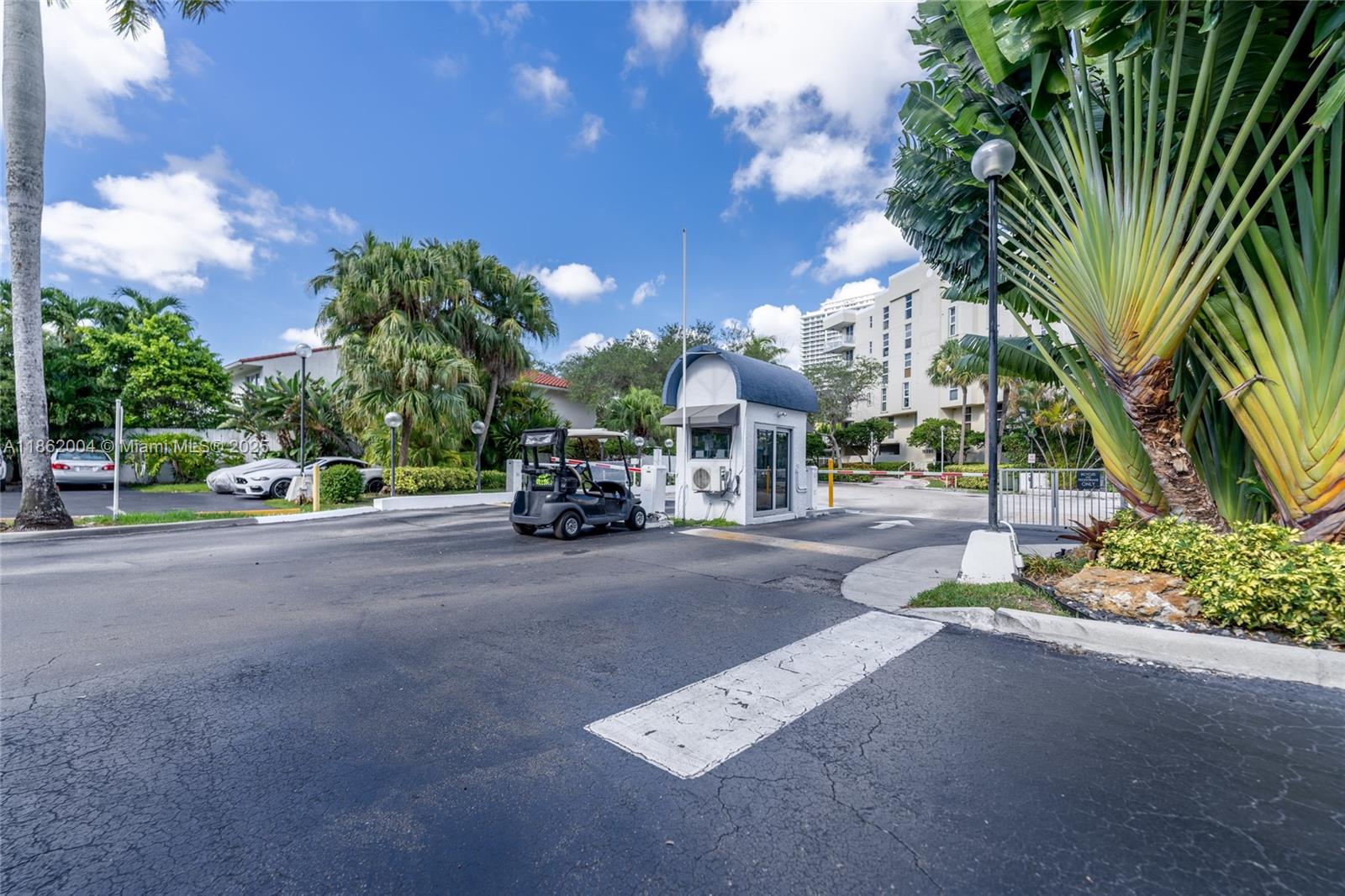 16546 NE 26th Ave # 4F