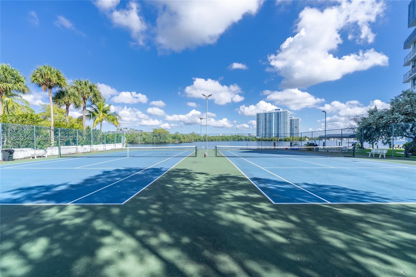 16546 NE 26th Ave # 4F