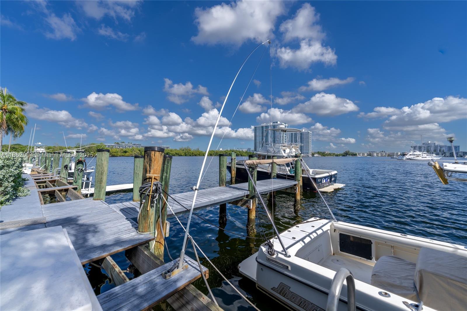 16546 NE 26th Ave # 4F