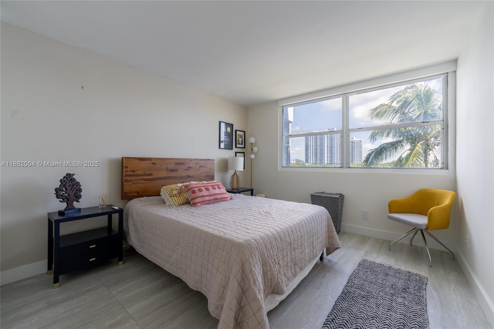 16546 NE 26th Ave # 4F