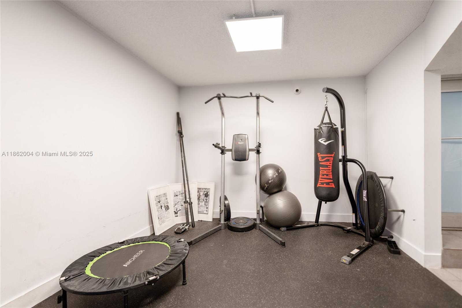 16546 NE 26th Ave # 4F