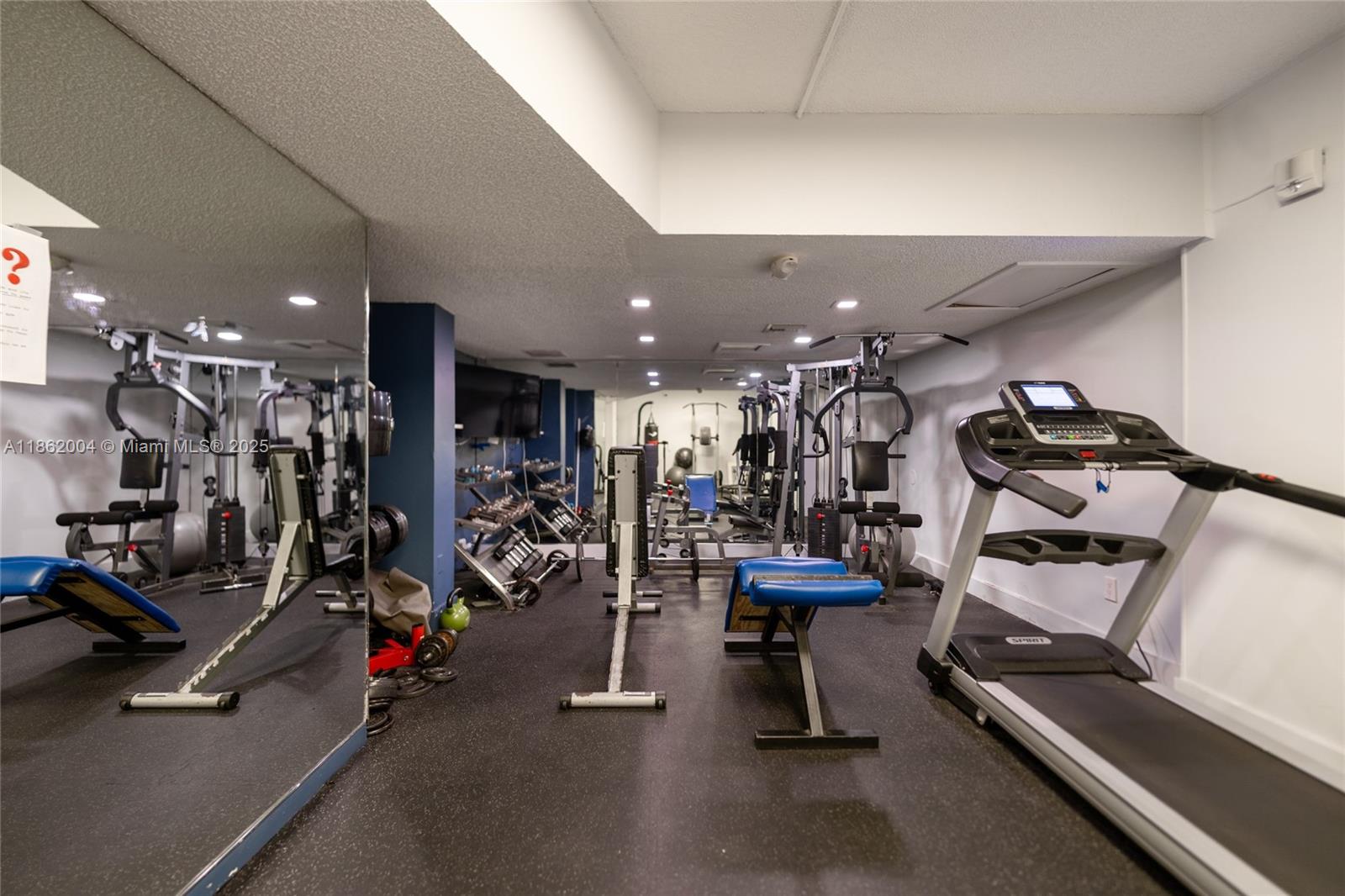 16546 NE 26th Ave # 4F