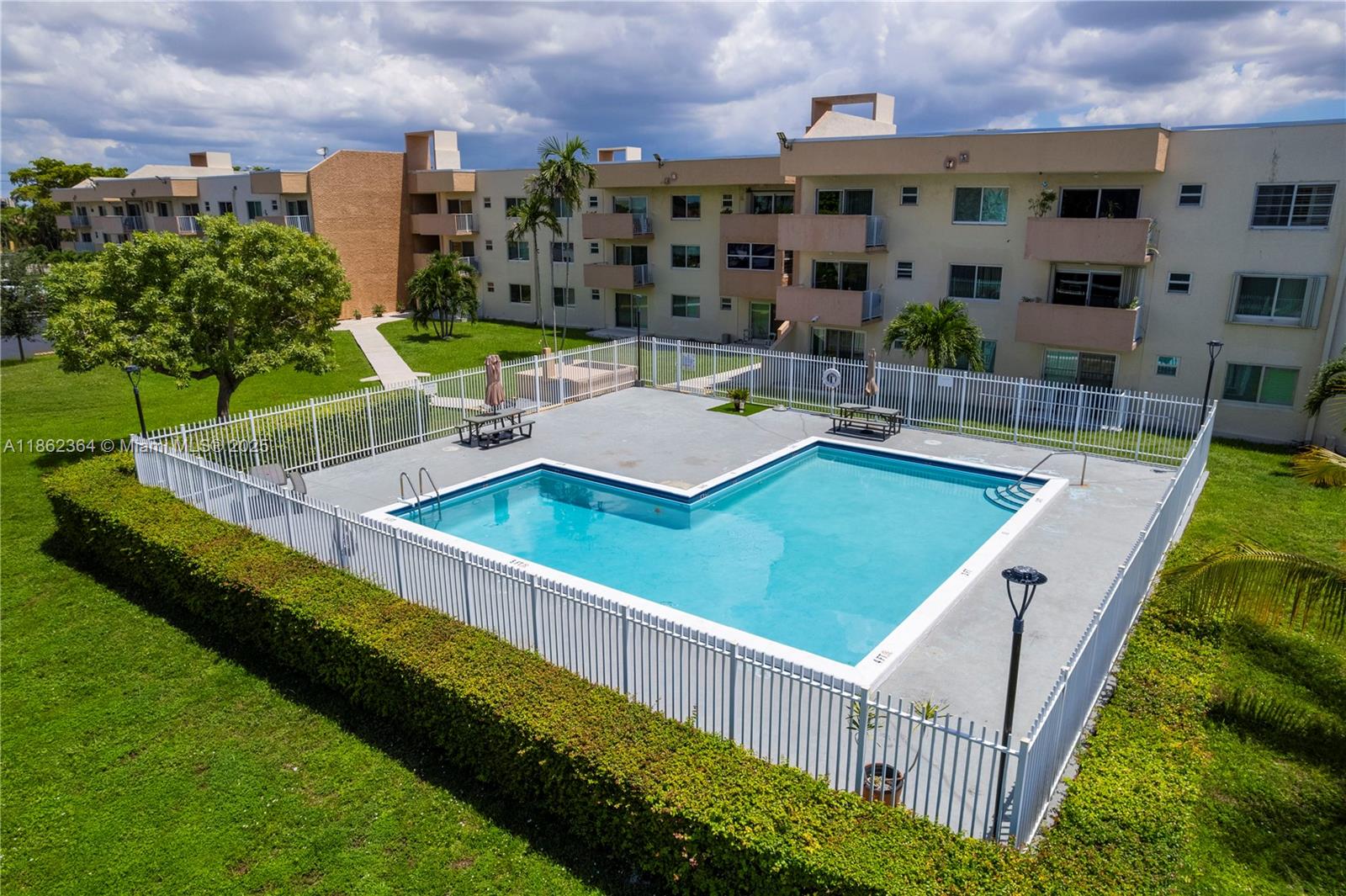 10300 Coral Way # 11 Unit: A-11