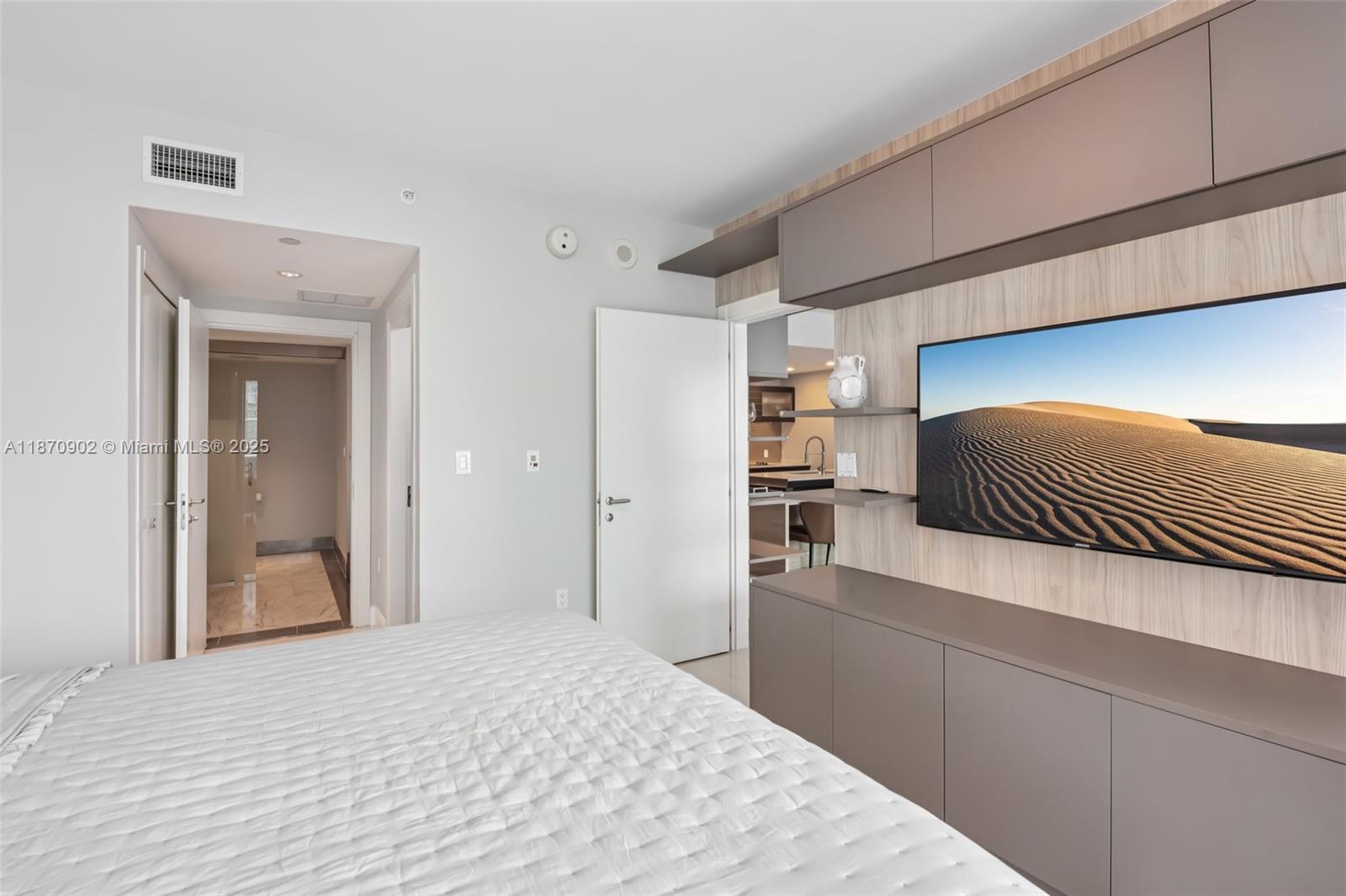 200 Biscayne Boulevard Way # 3113