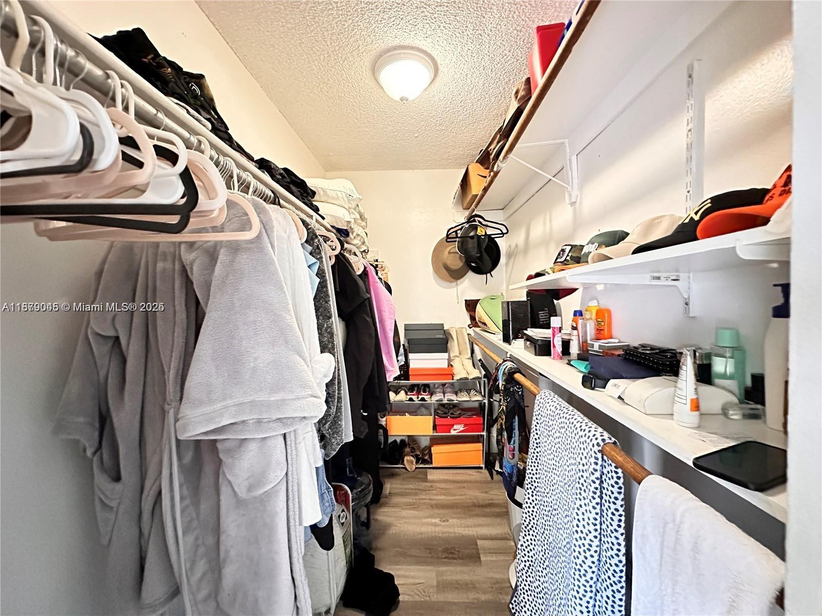 1801 S Treasure Dr # 404