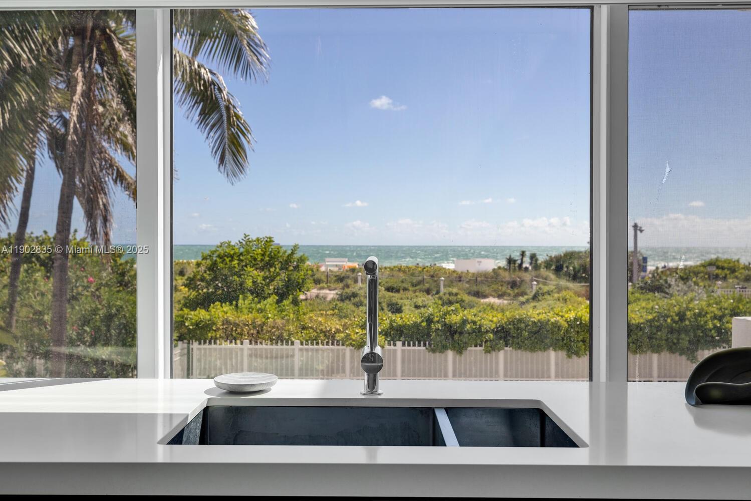 325 Ocean Dr # 210, Miami Beach Unit: 210