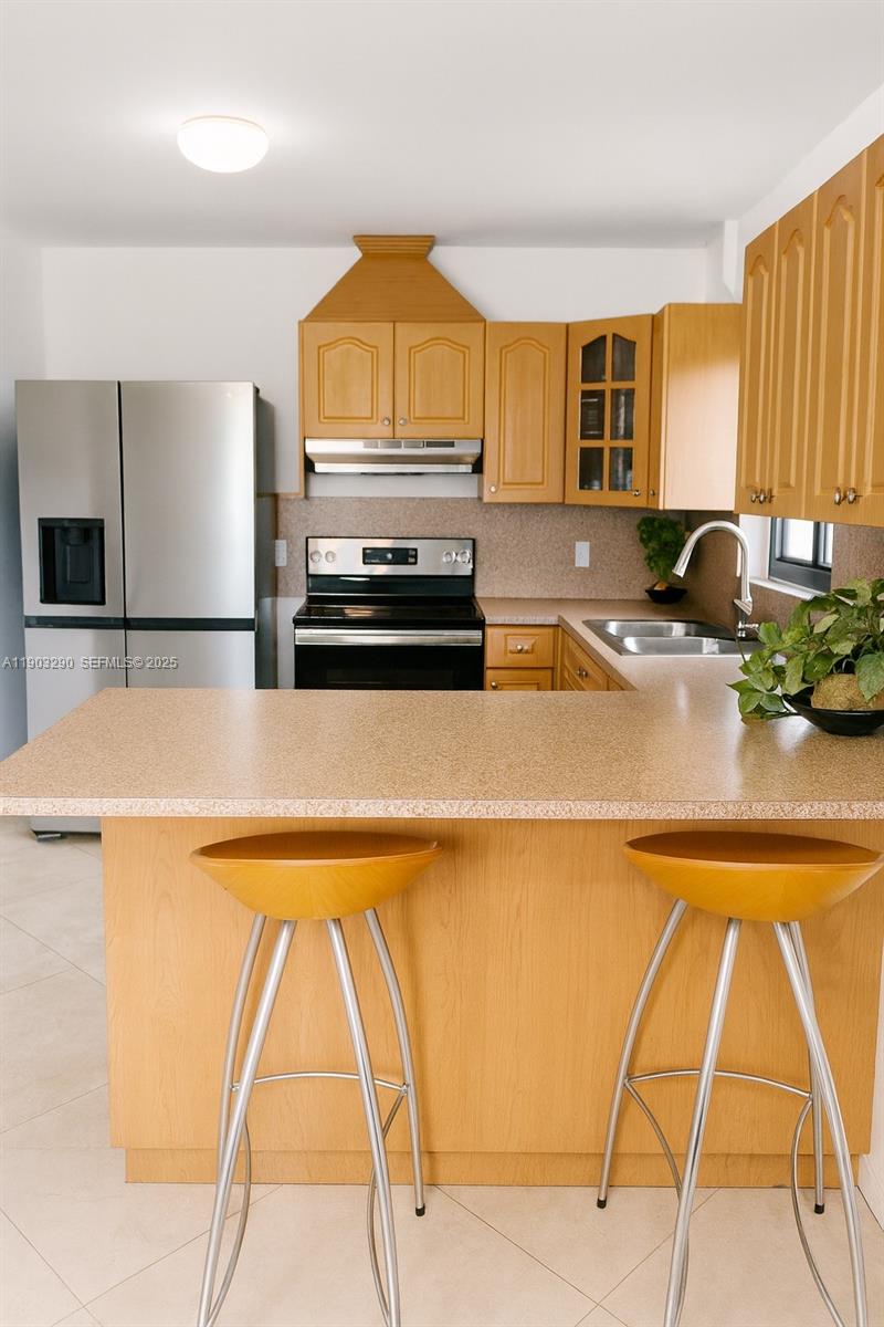 270 NW 40th Ct, Miami