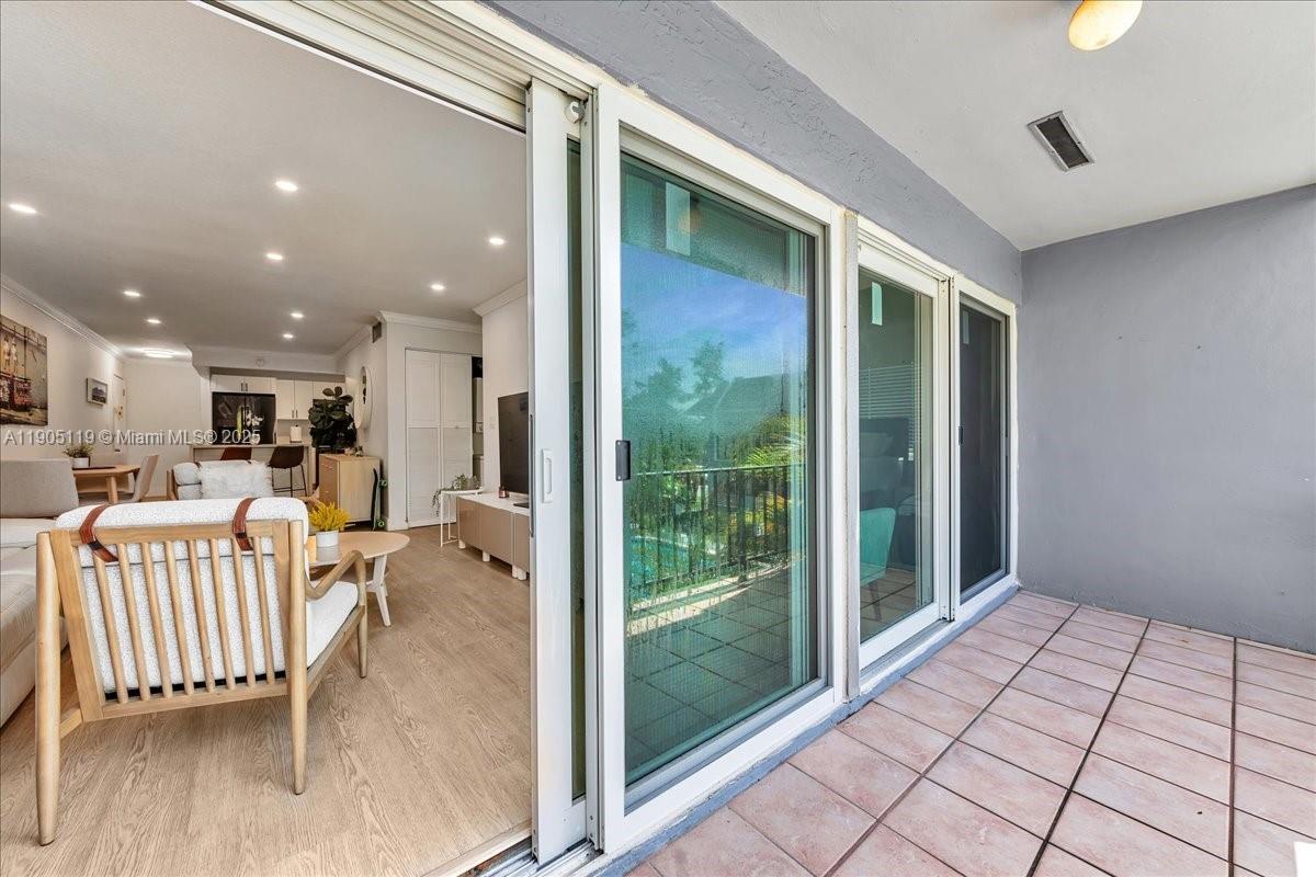 9225 SW 87th Ave # A12