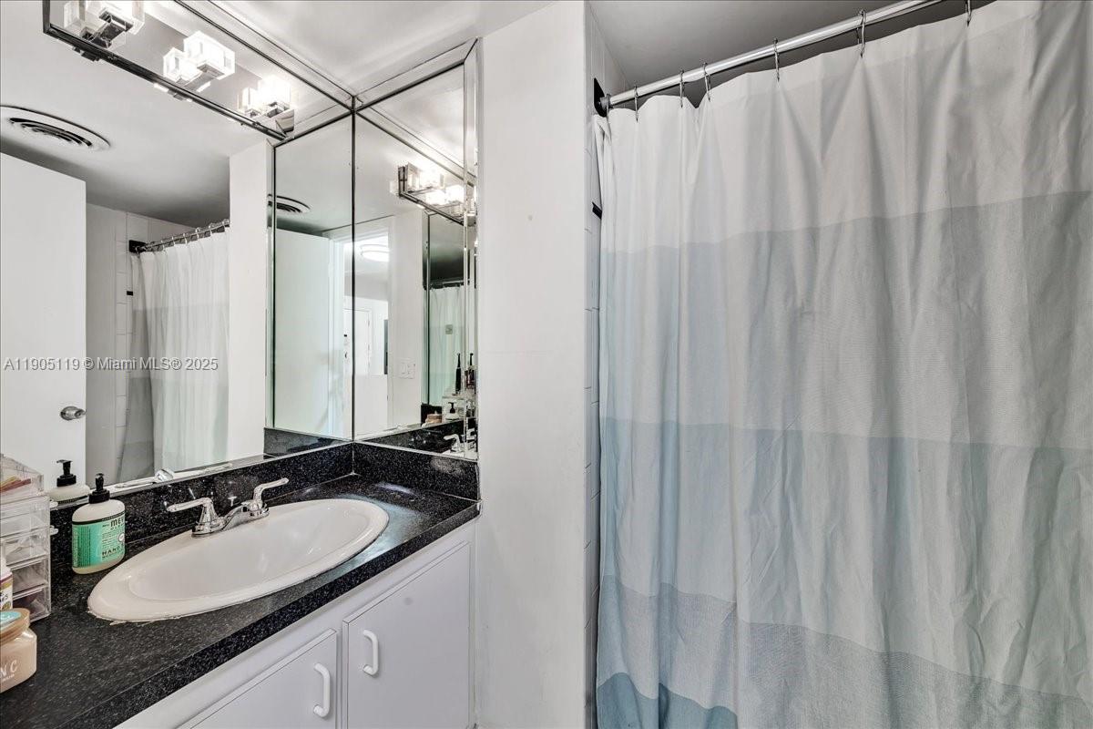 9225 SW 87th Ave # A12