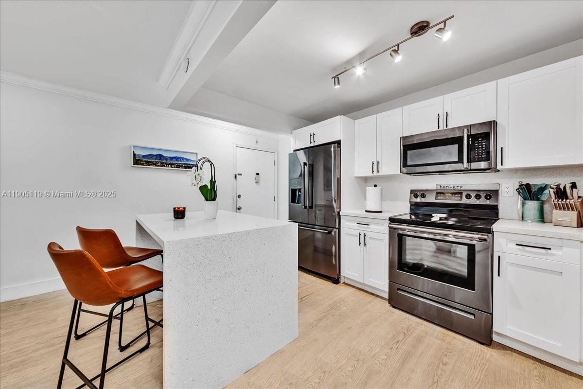 9225 SW 87th Ave # A12