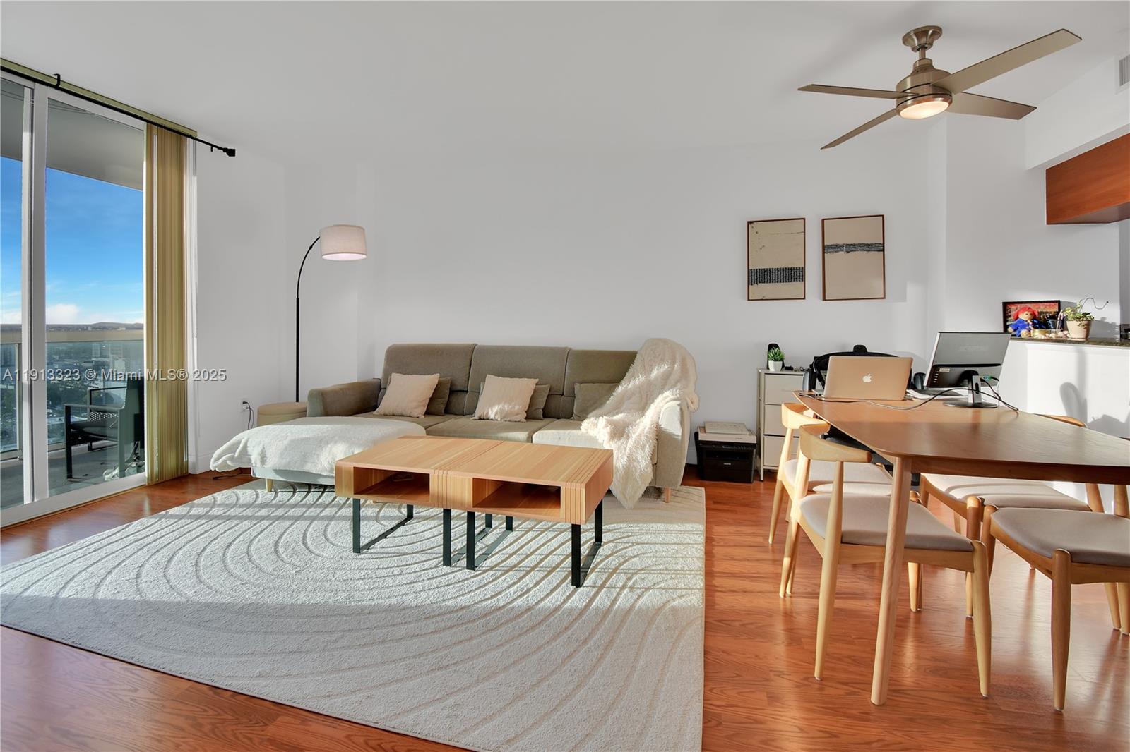 1800 N Bayshore Dr # 2604