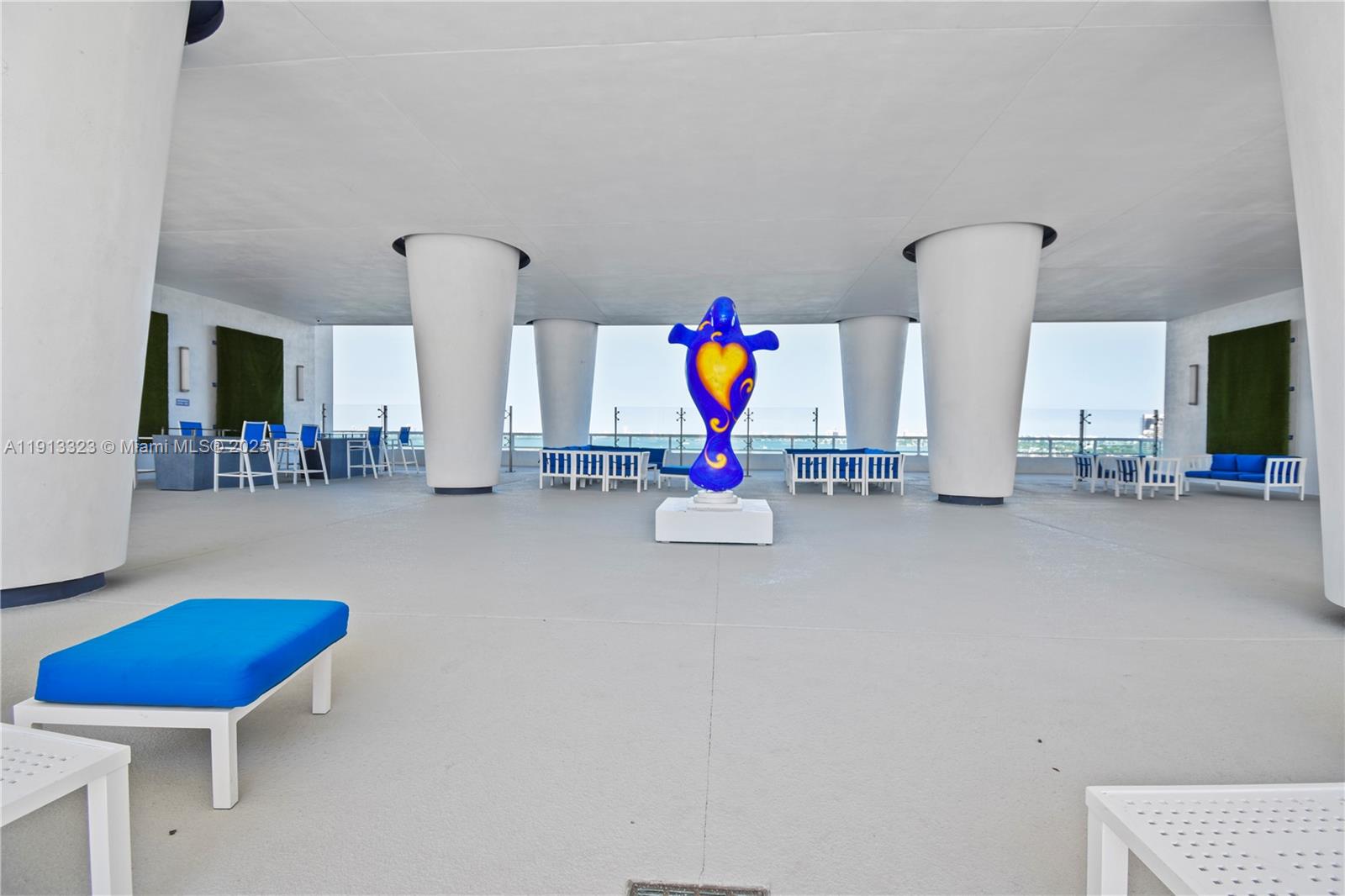 1800 N Bayshore Dr # 2604