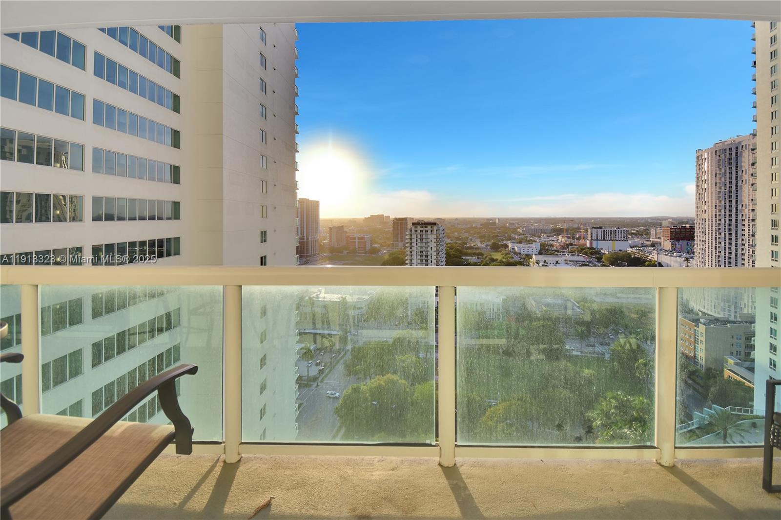 1800 N Bayshore Dr # 2604