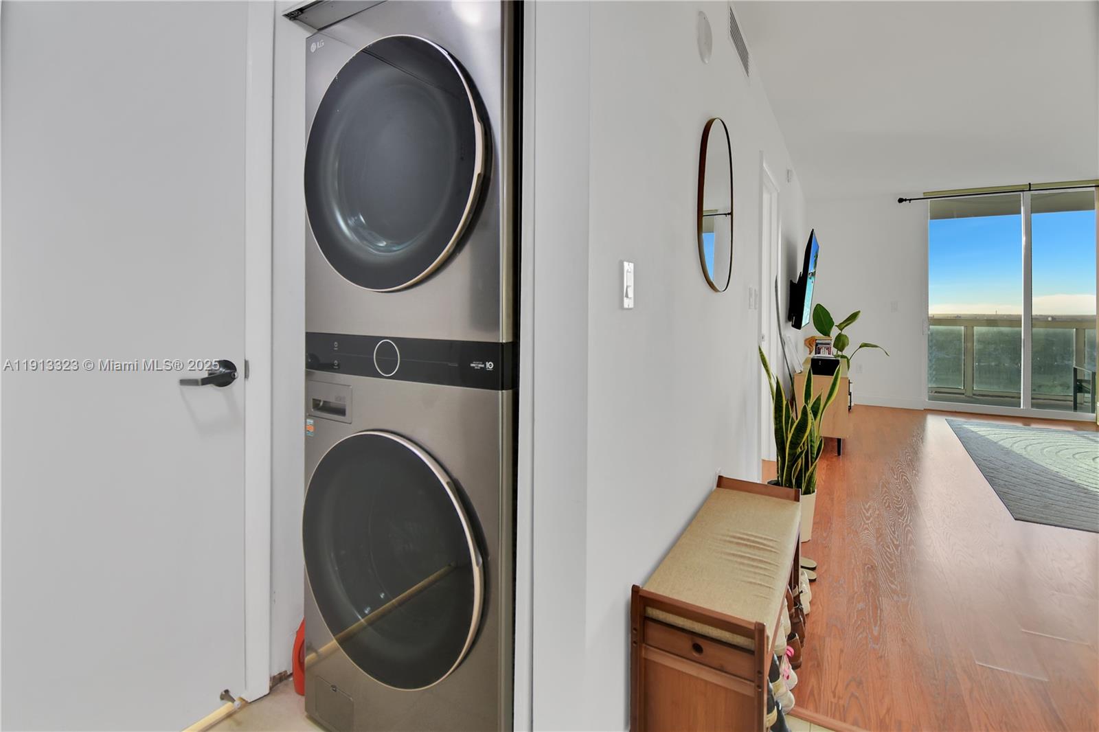 1800 N Bayshore Dr # 2604