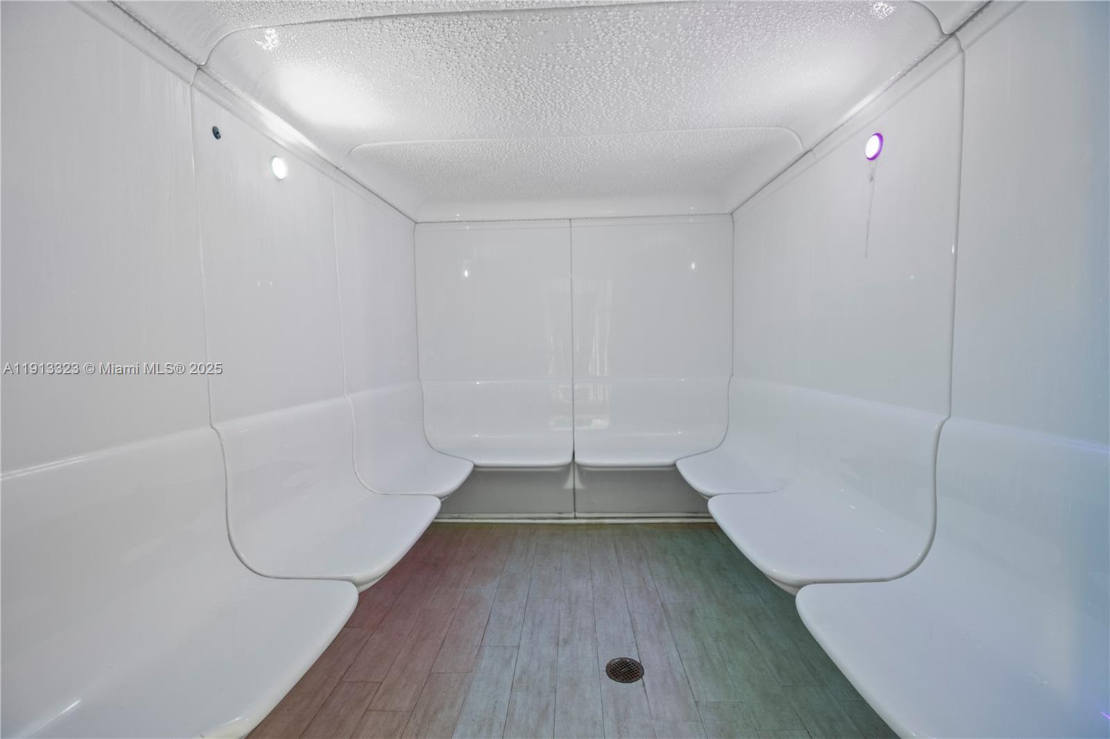 1800 N Bayshore Dr # 2604