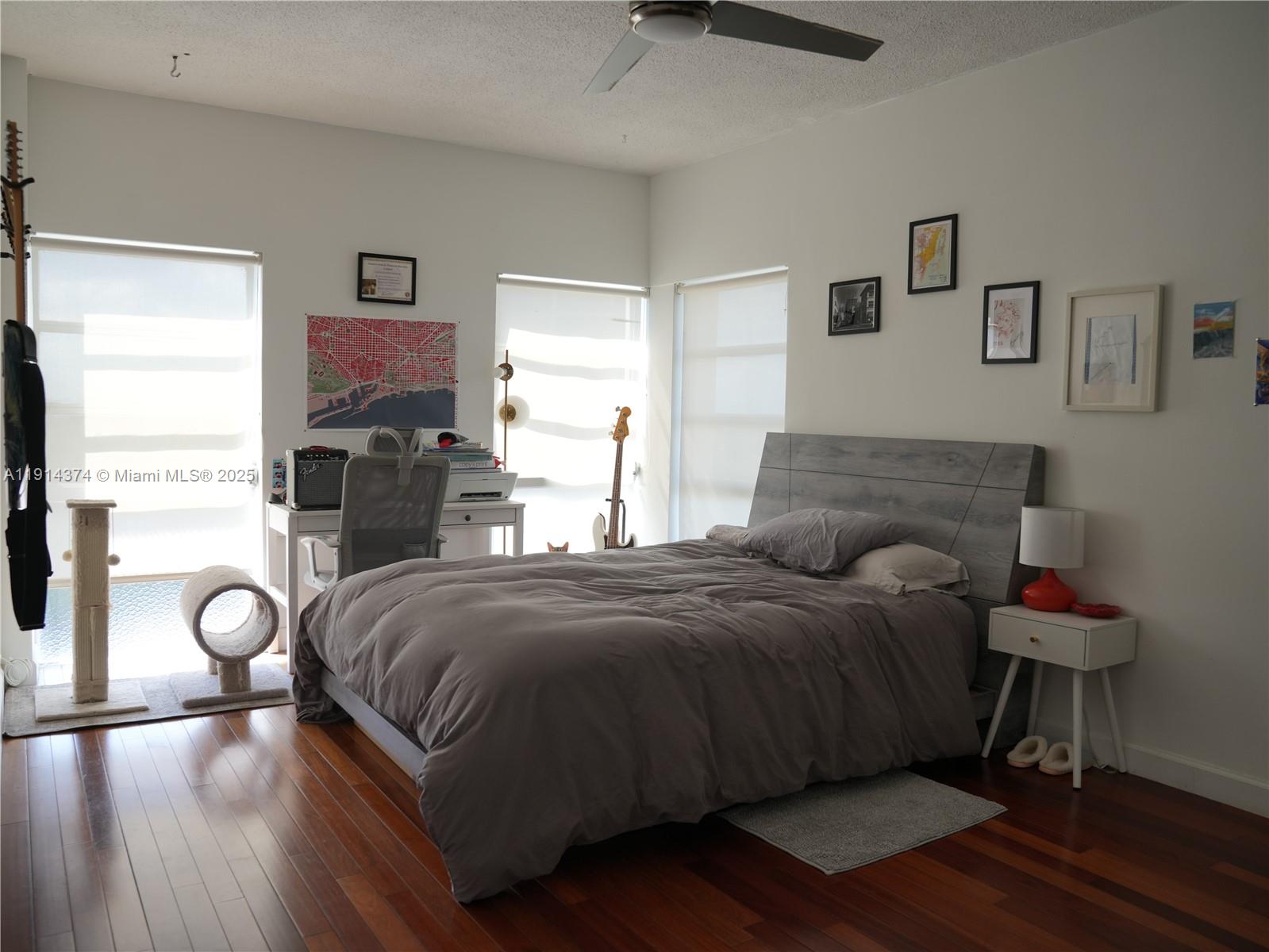 880 NE 69th St # 10L