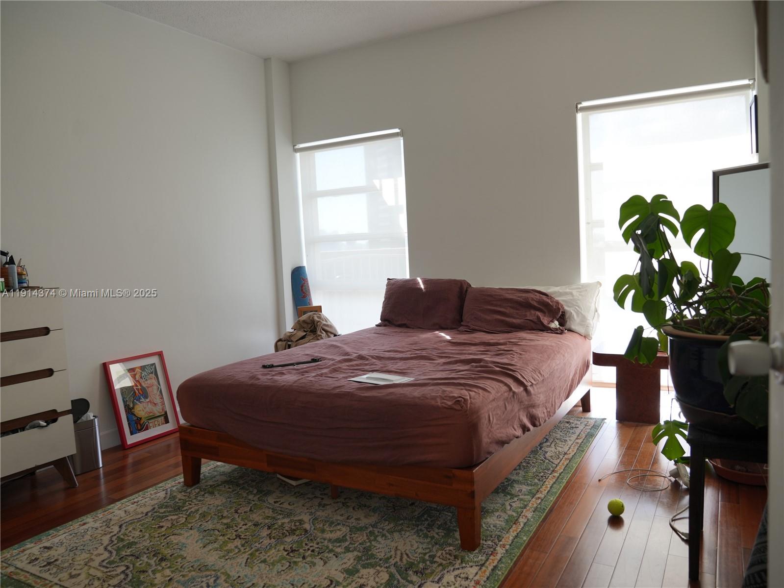 880 NE 69th St # 10L