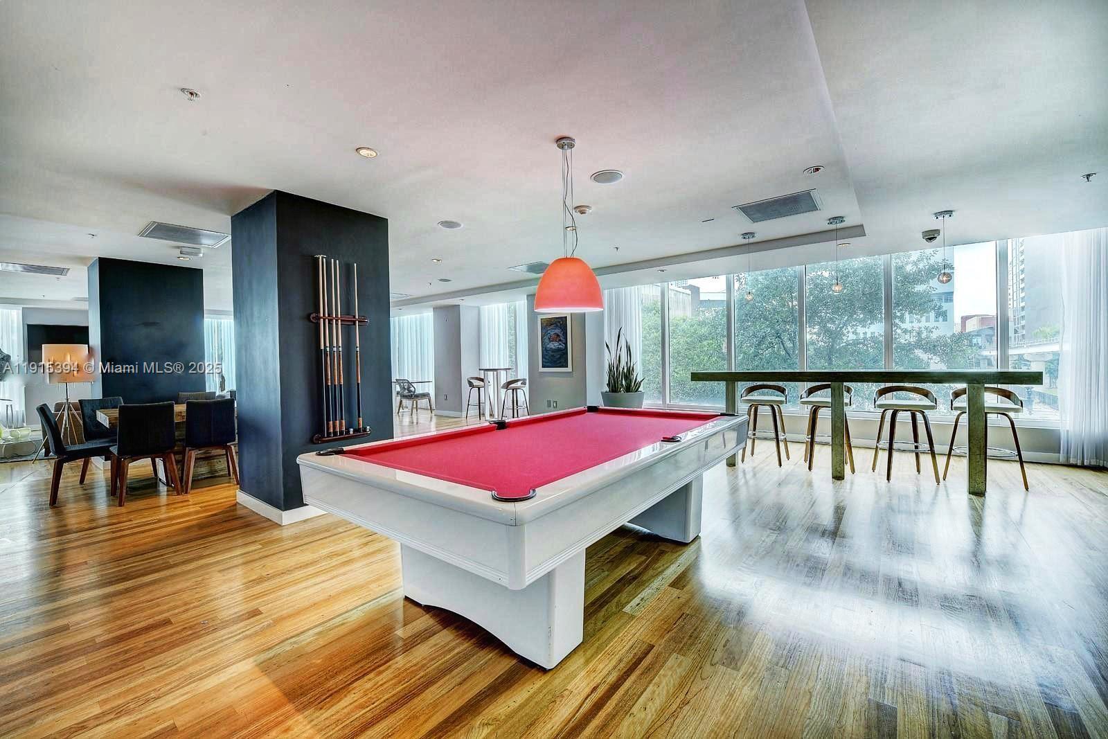 133 NE 2nd Ave # 1710