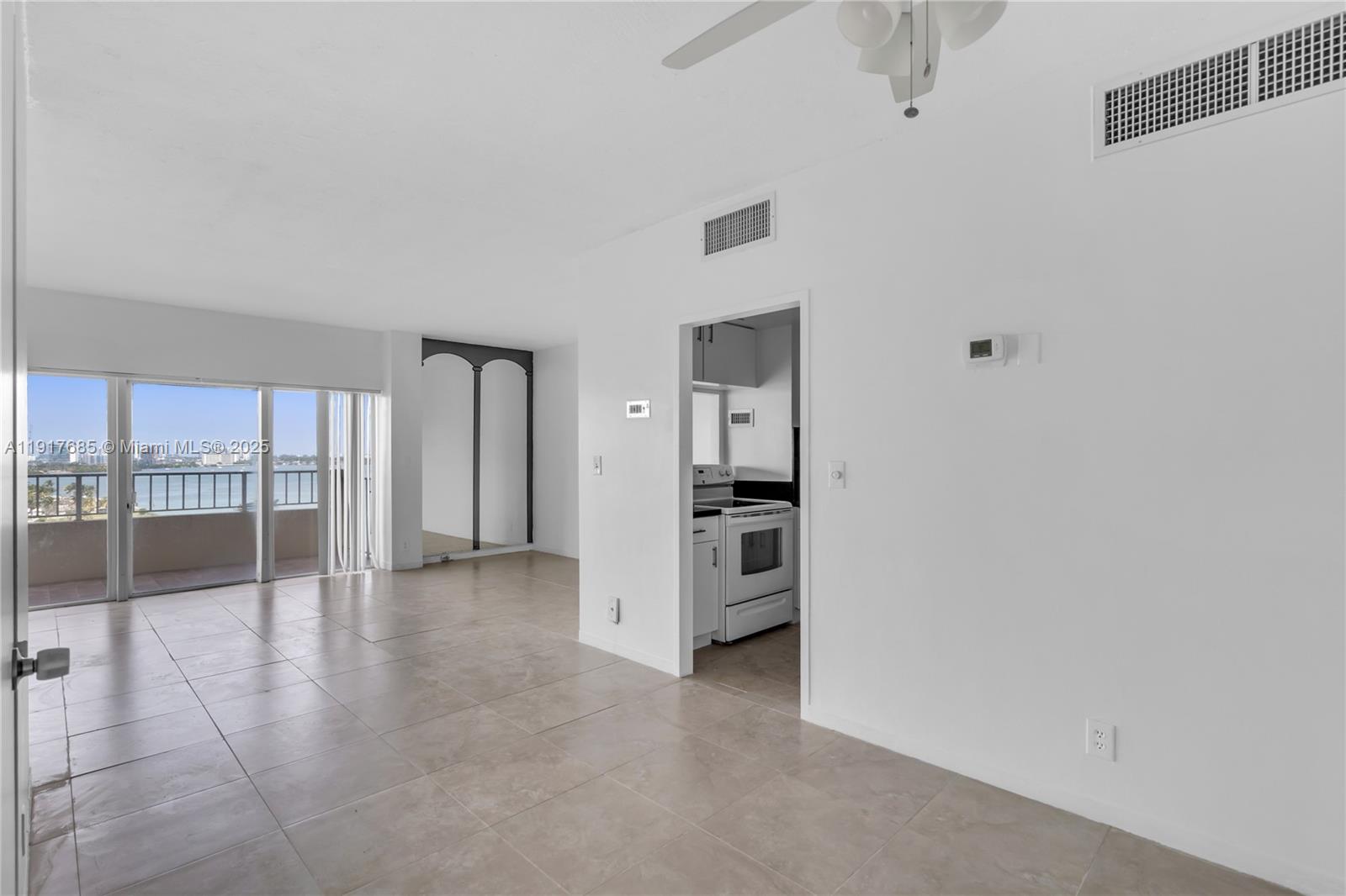 880 NE 69th St # 10R