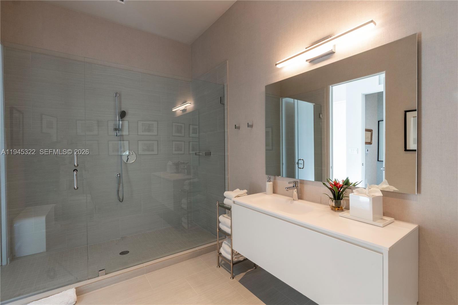 2675 S Bayshore Dr # 603S