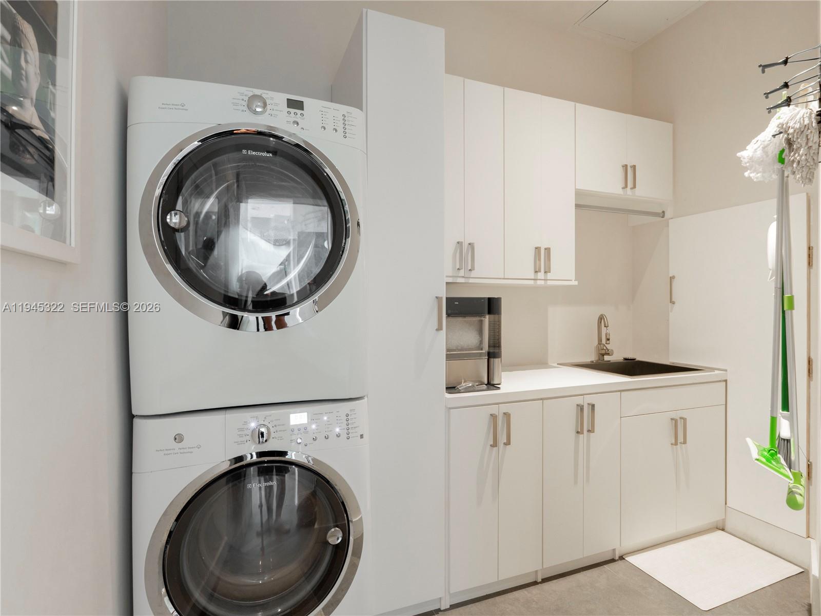 2675 S Bayshore Dr # 603S