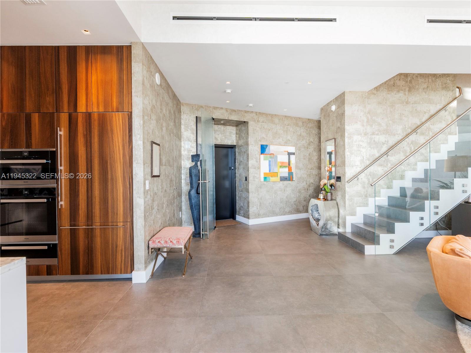 2675 S Bayshore Dr # 603S