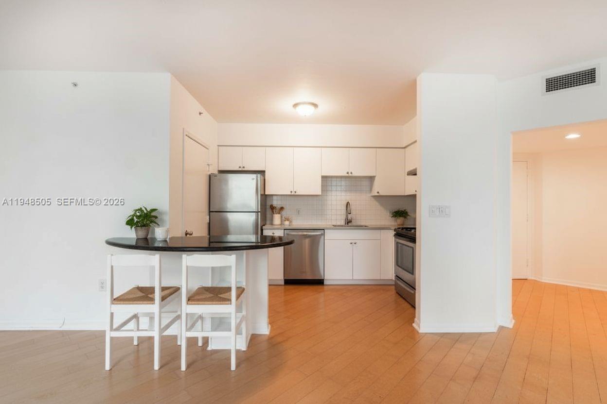 1330 West Ave # 610