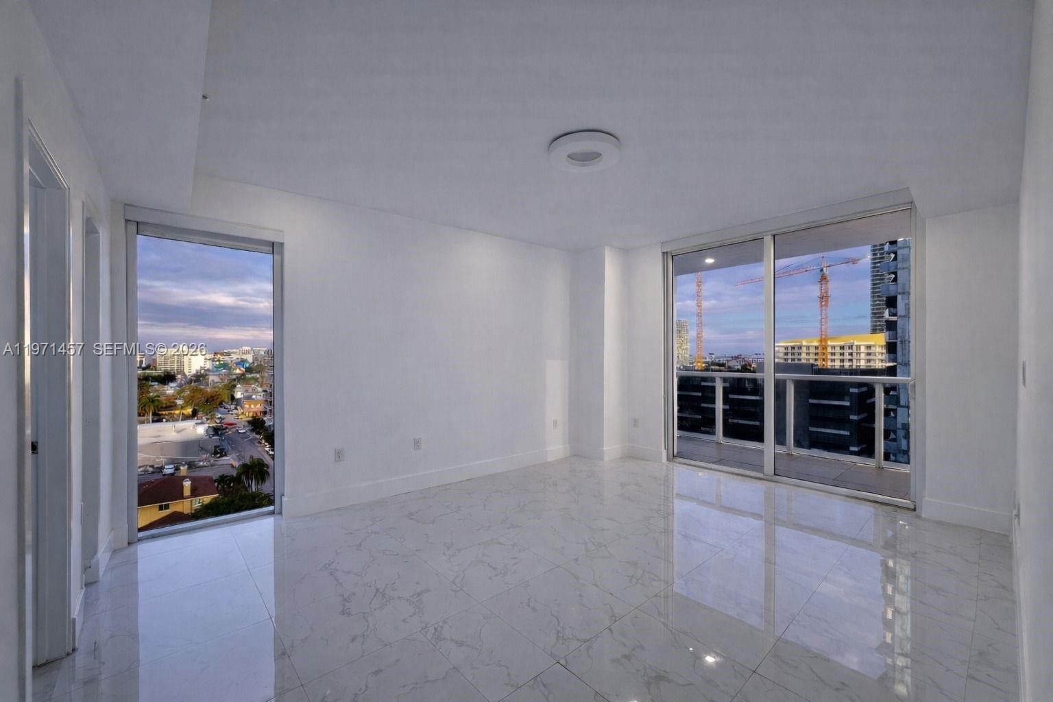 600 NE 27th St # 1001