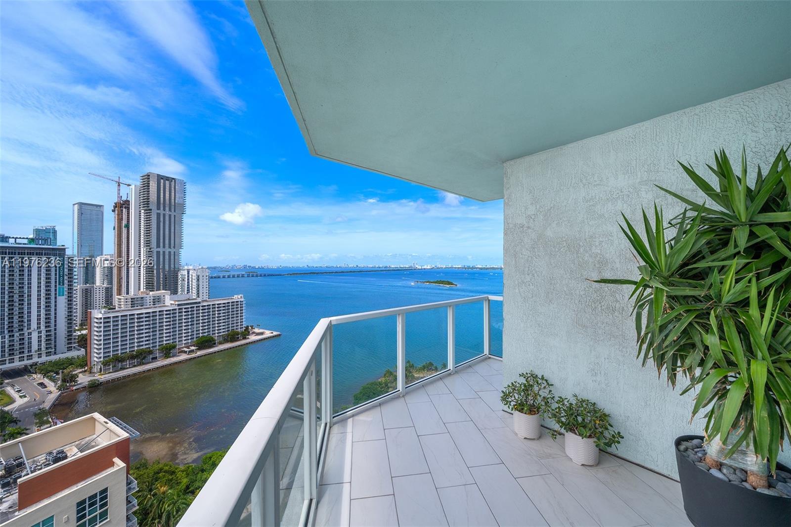 1900 N Bayshore Dr # 2512