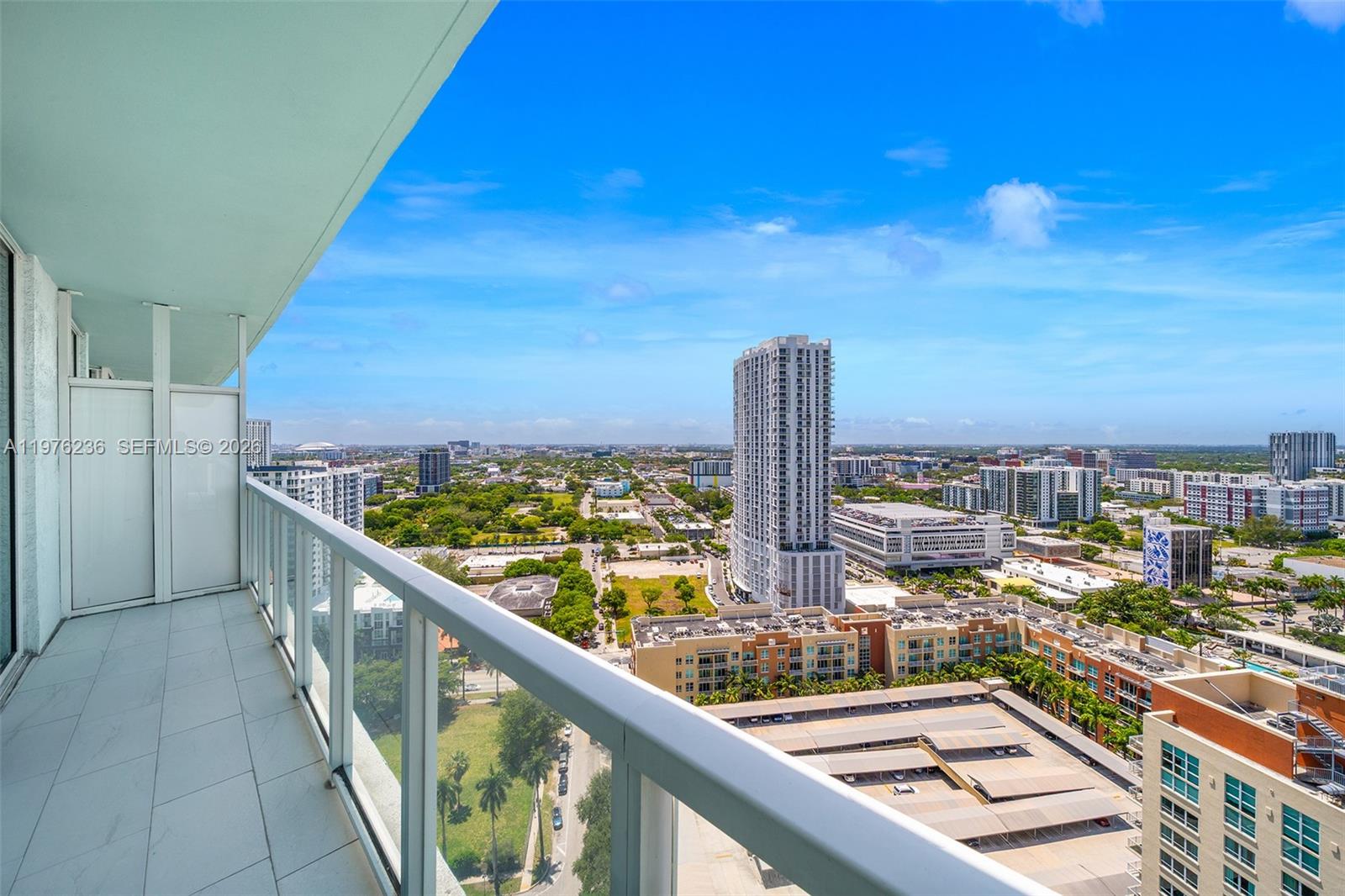 1900 N Bayshore Dr # 2512