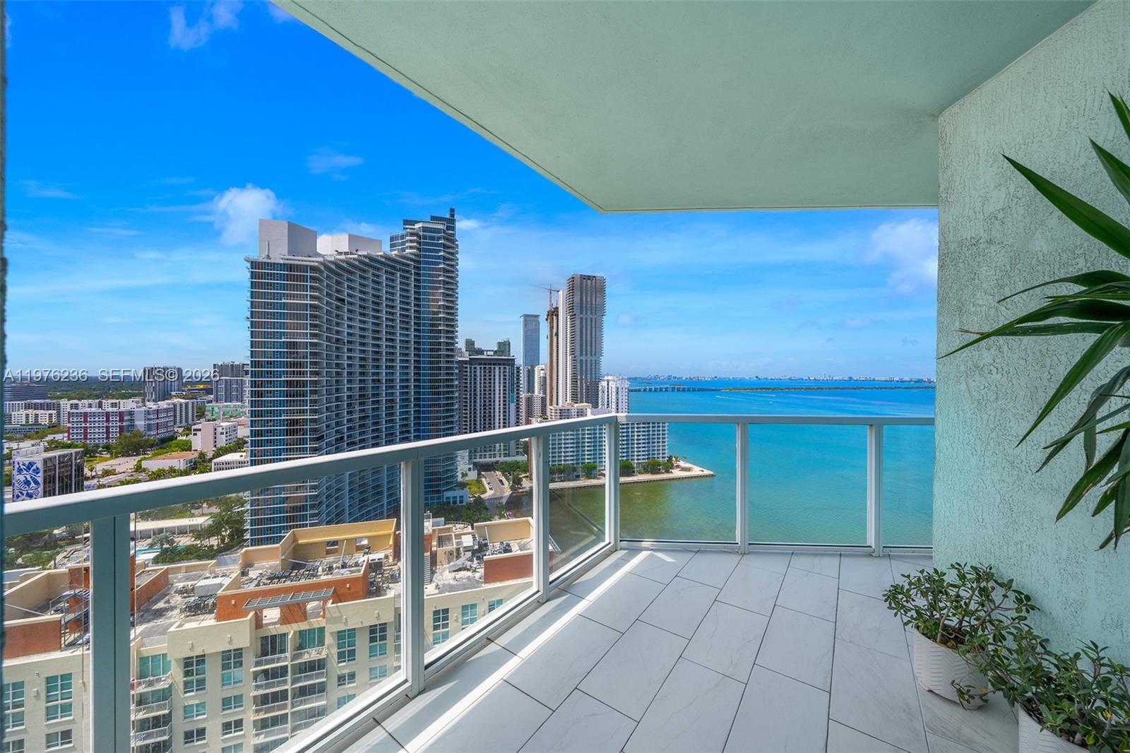 1900 N Bayshore Dr # 2512