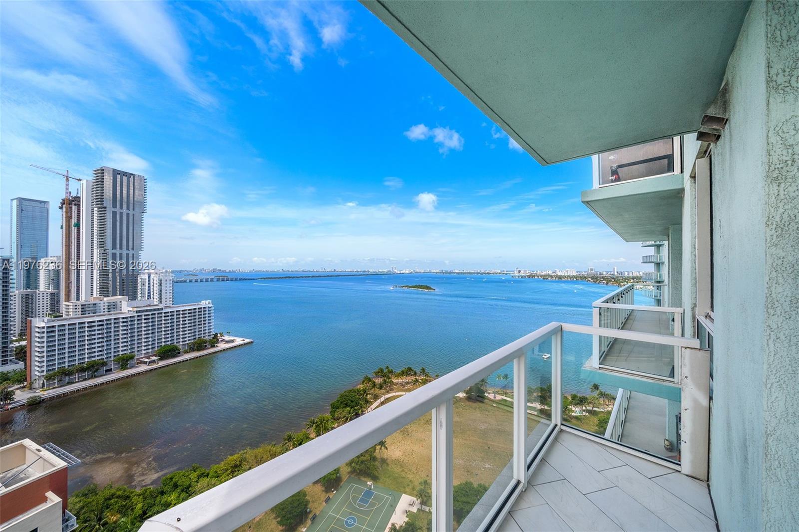 1900 N Bayshore Dr # 2512