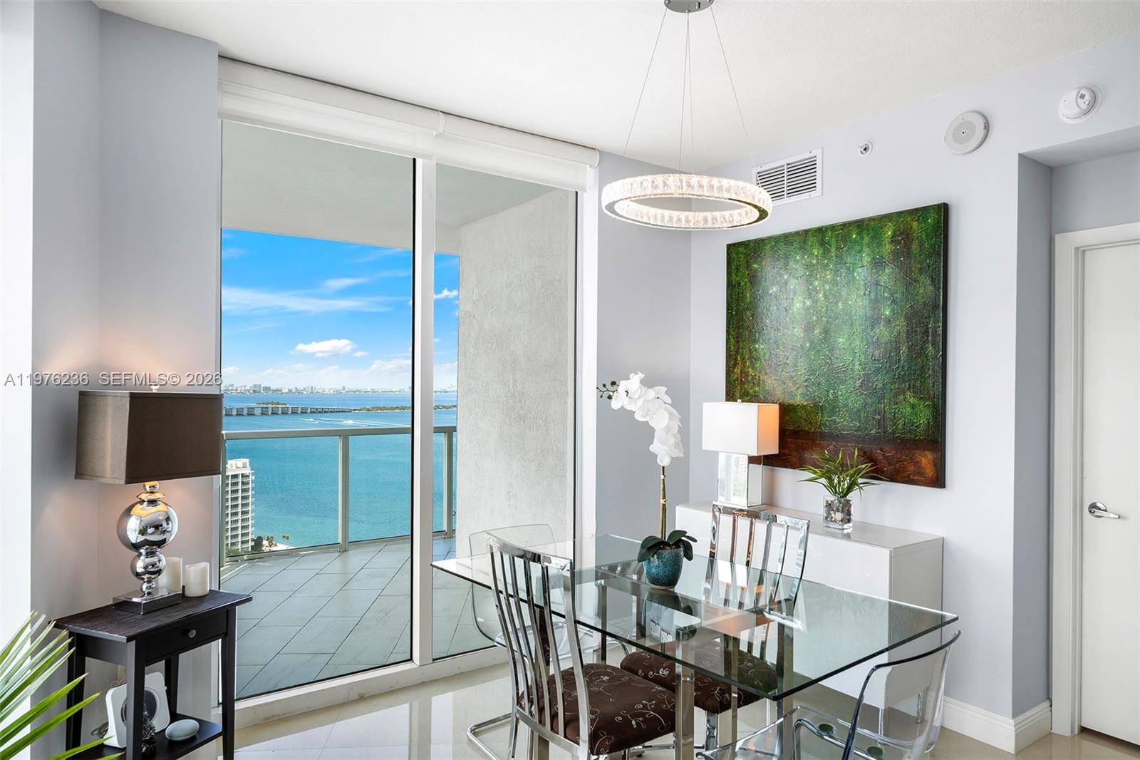1900 N Bayshore Dr # 2512