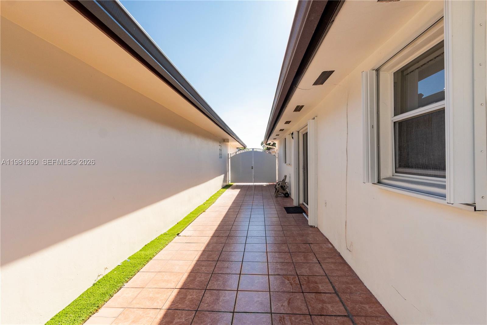 706 NW 135th Ct