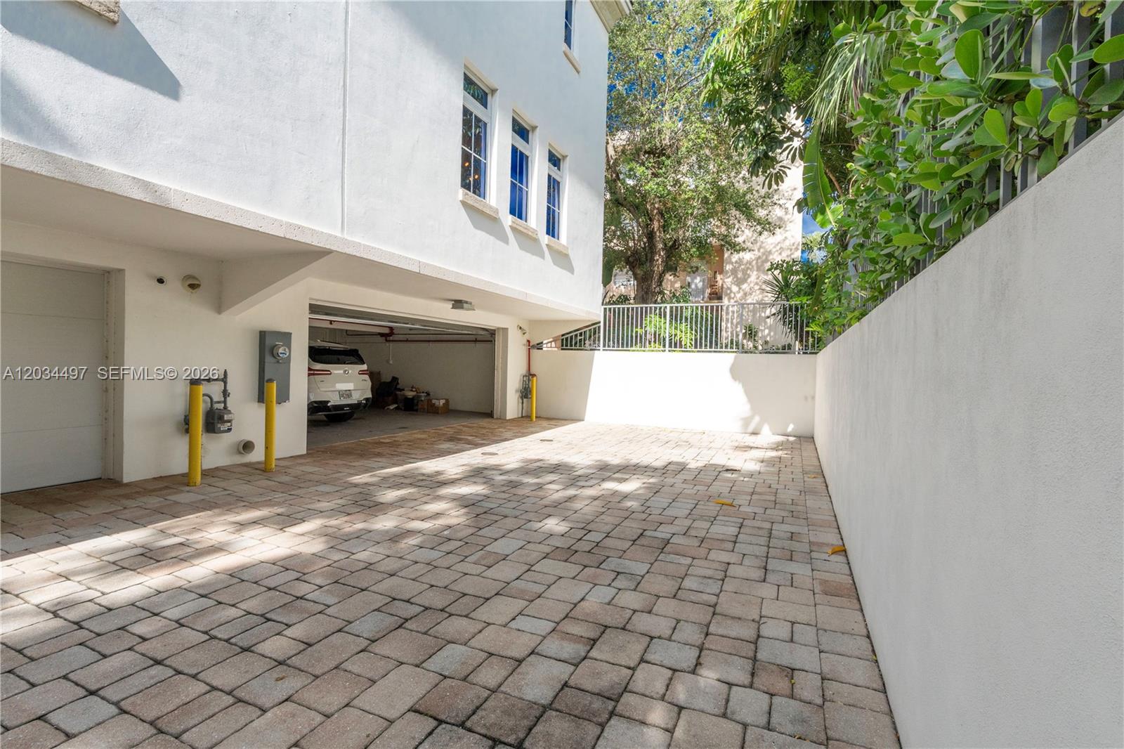 533 Anastasia Ave # 533