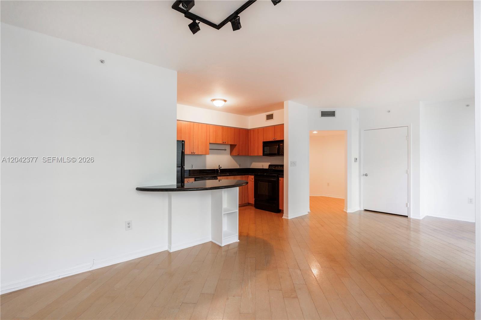 1330 West Ave # 610