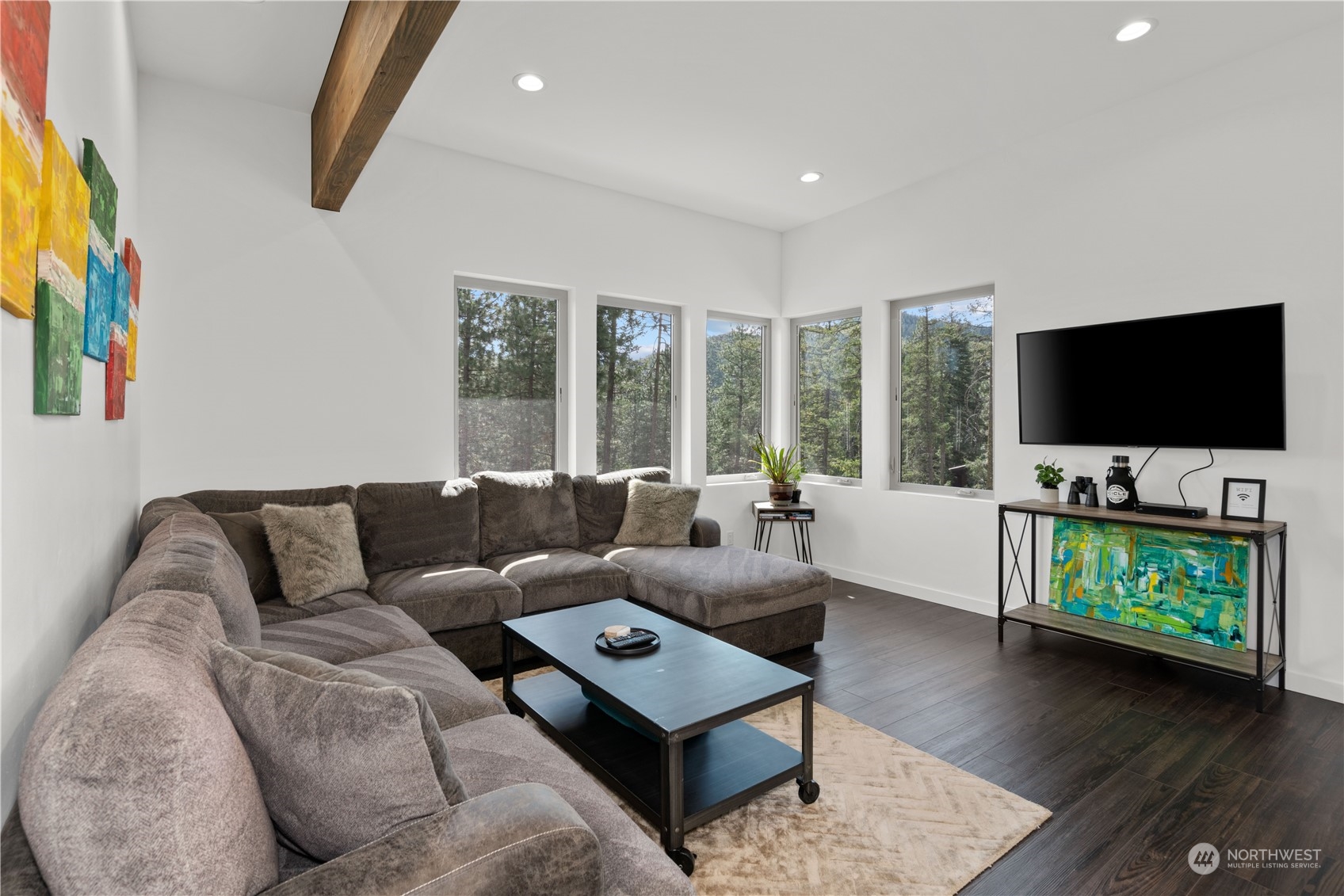 5674 Mountain Lane
