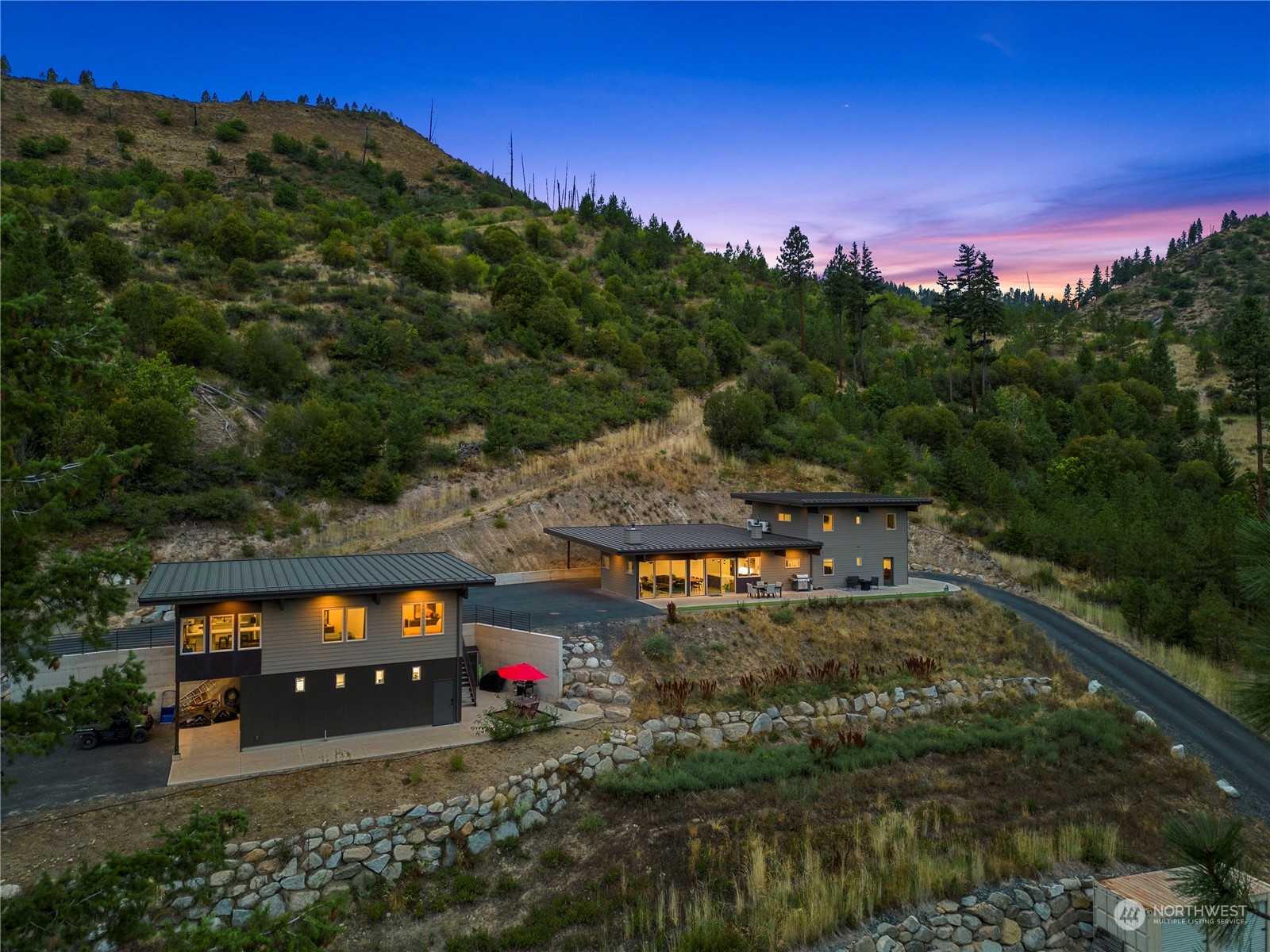 5674 Mountain Lane