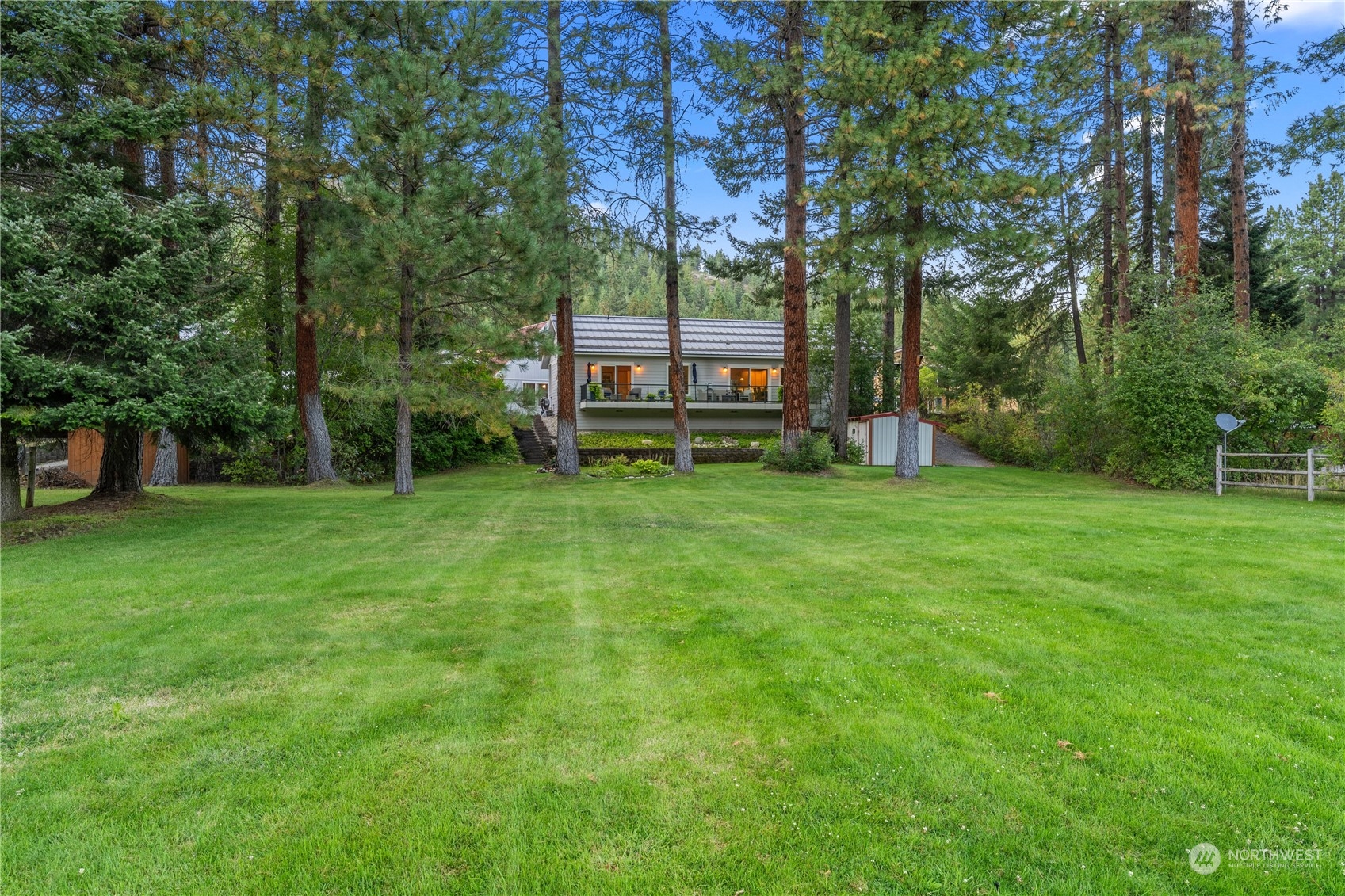15885 River Road