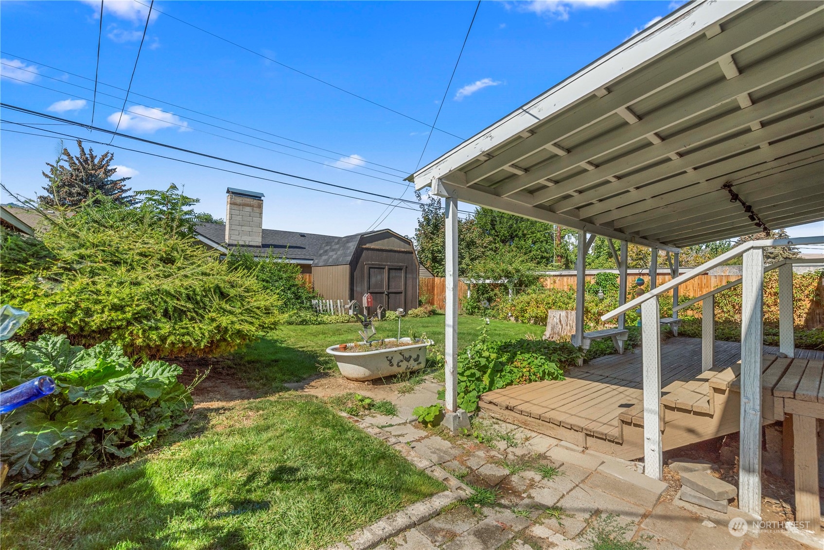 1016 Vassar Avenue