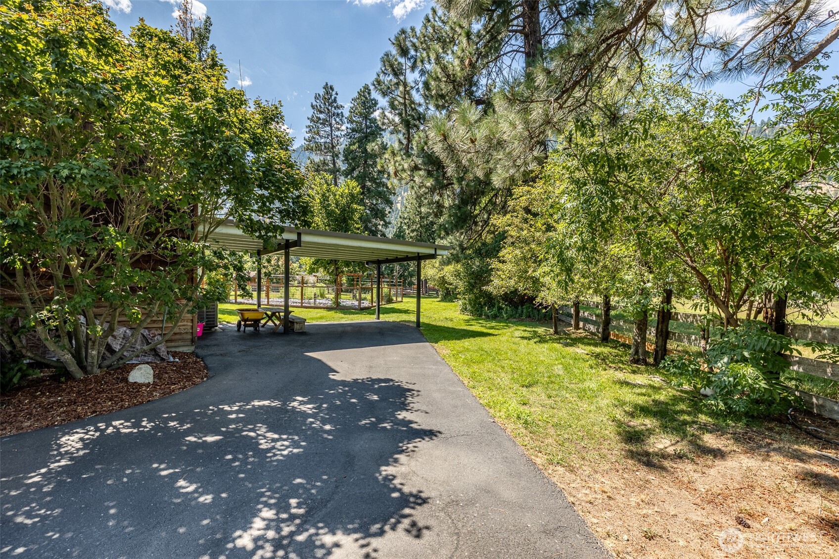 123 Jaybird Lane