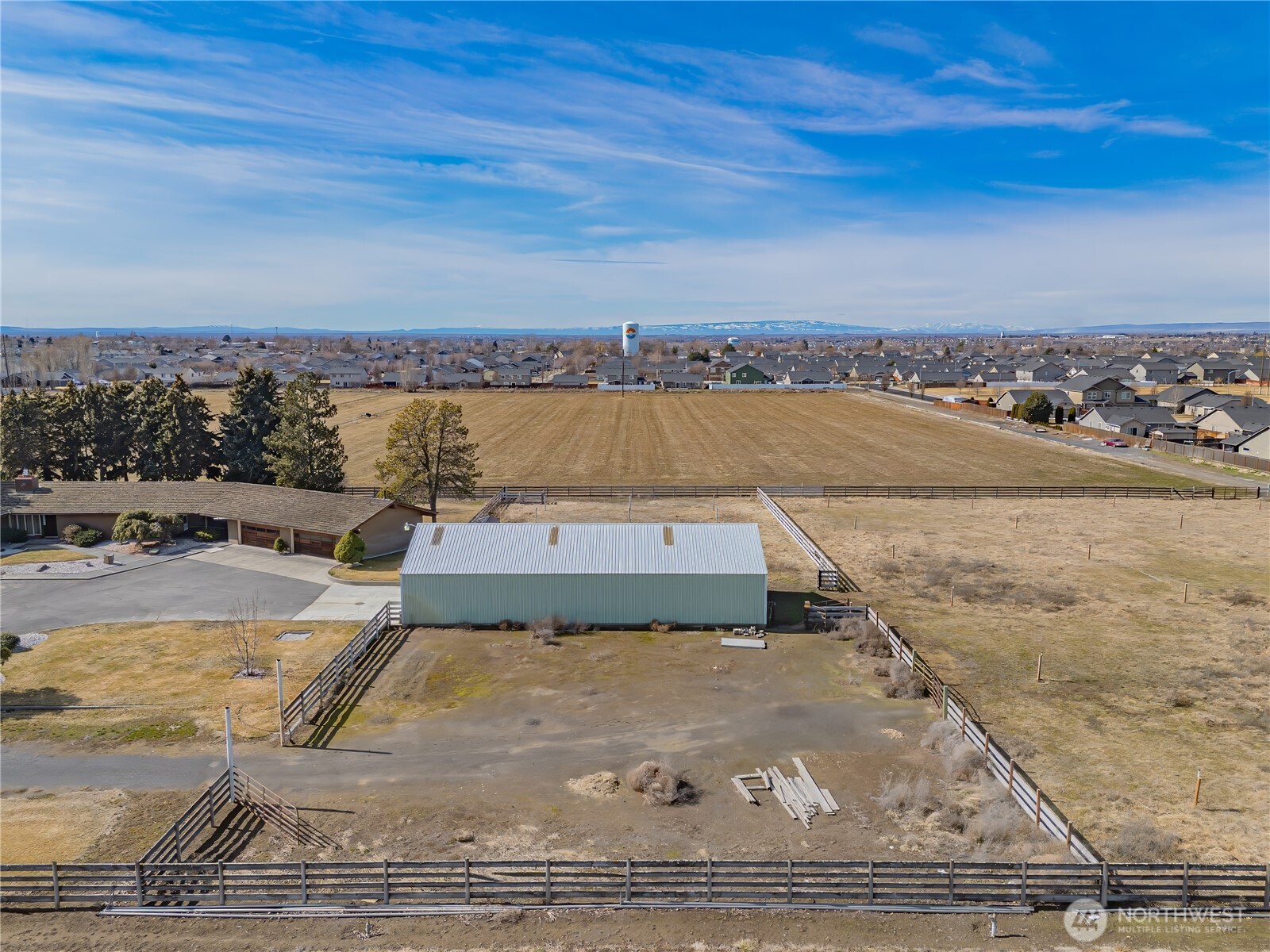 2400 Hamilton Road NE