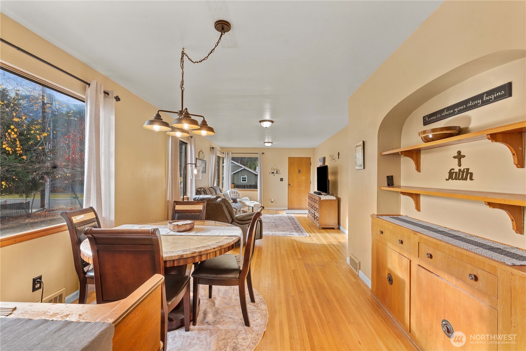 308 Ski Hill Drive
