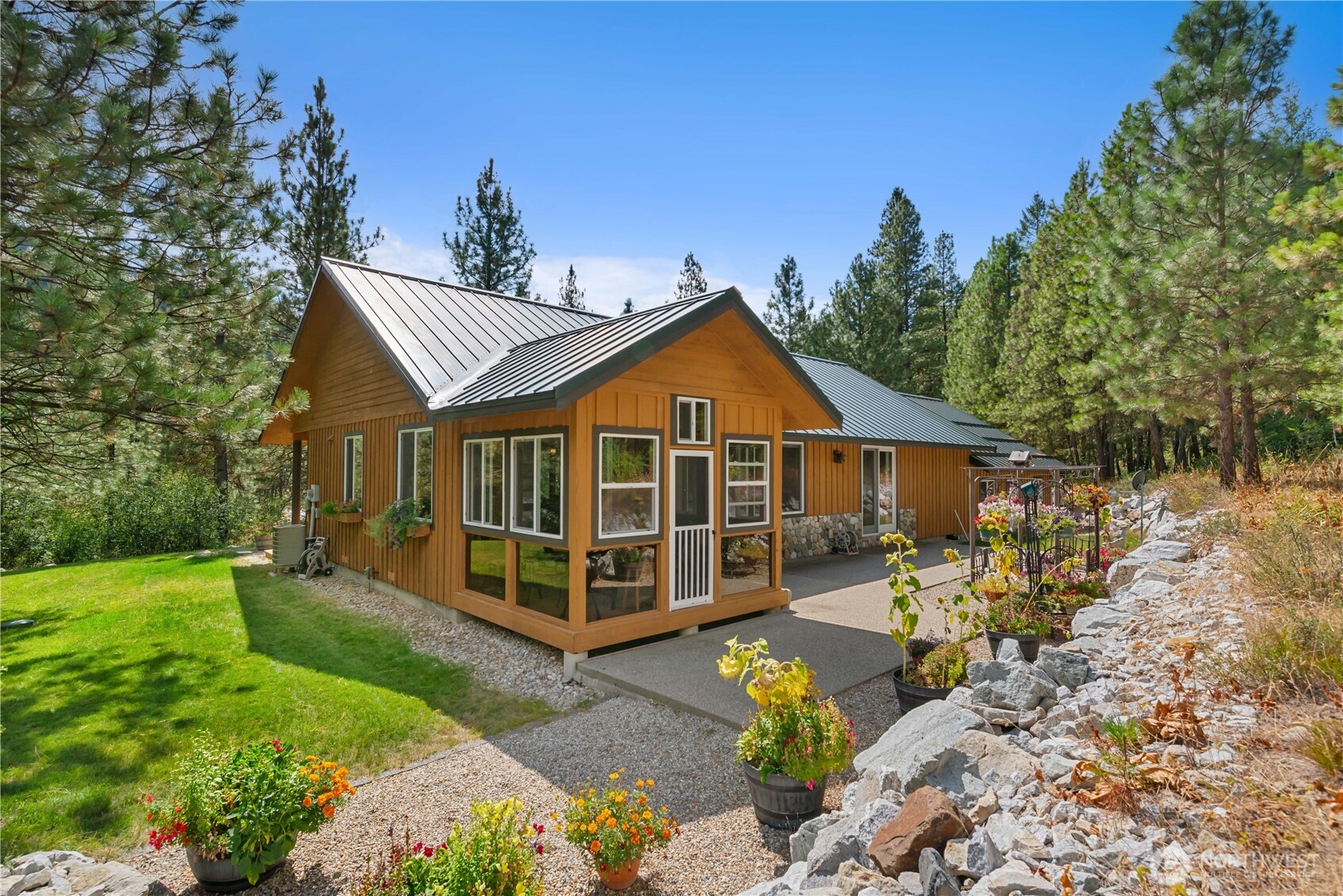 230 Fawn Lane