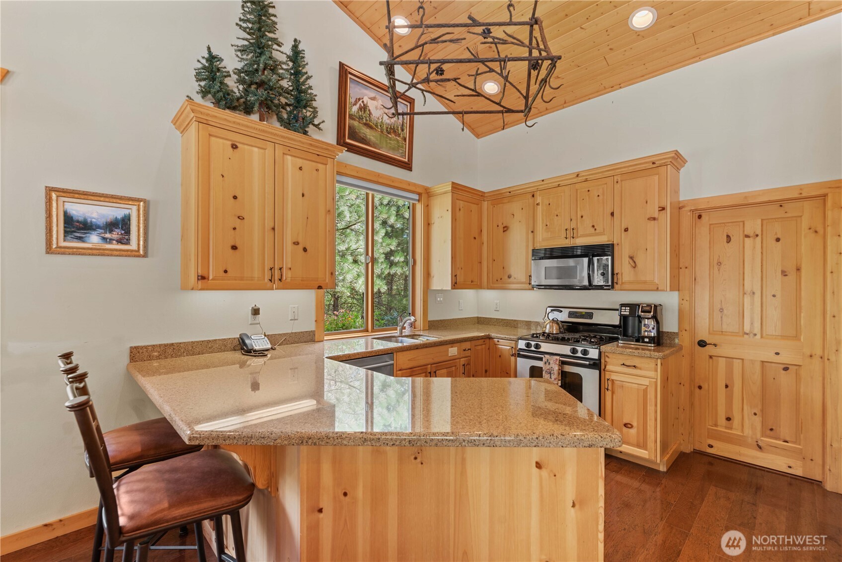 230 Fawn Lane
