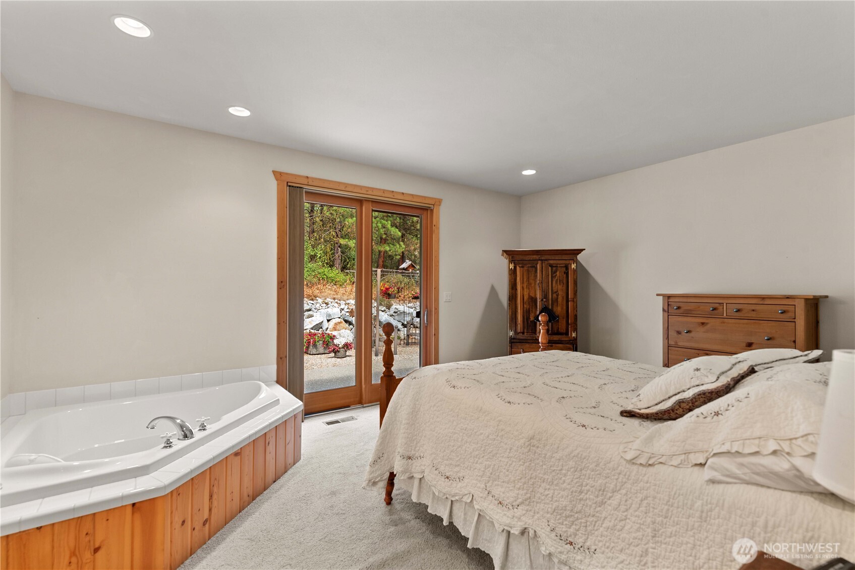 230 Fawn Lane