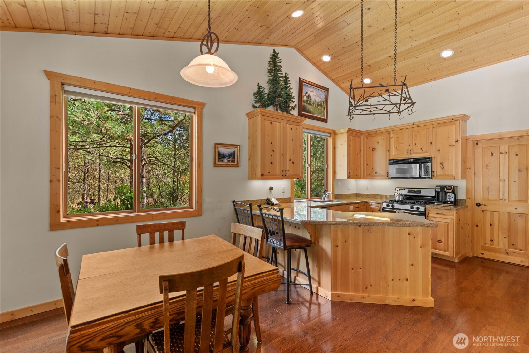 230 Fawn Lane