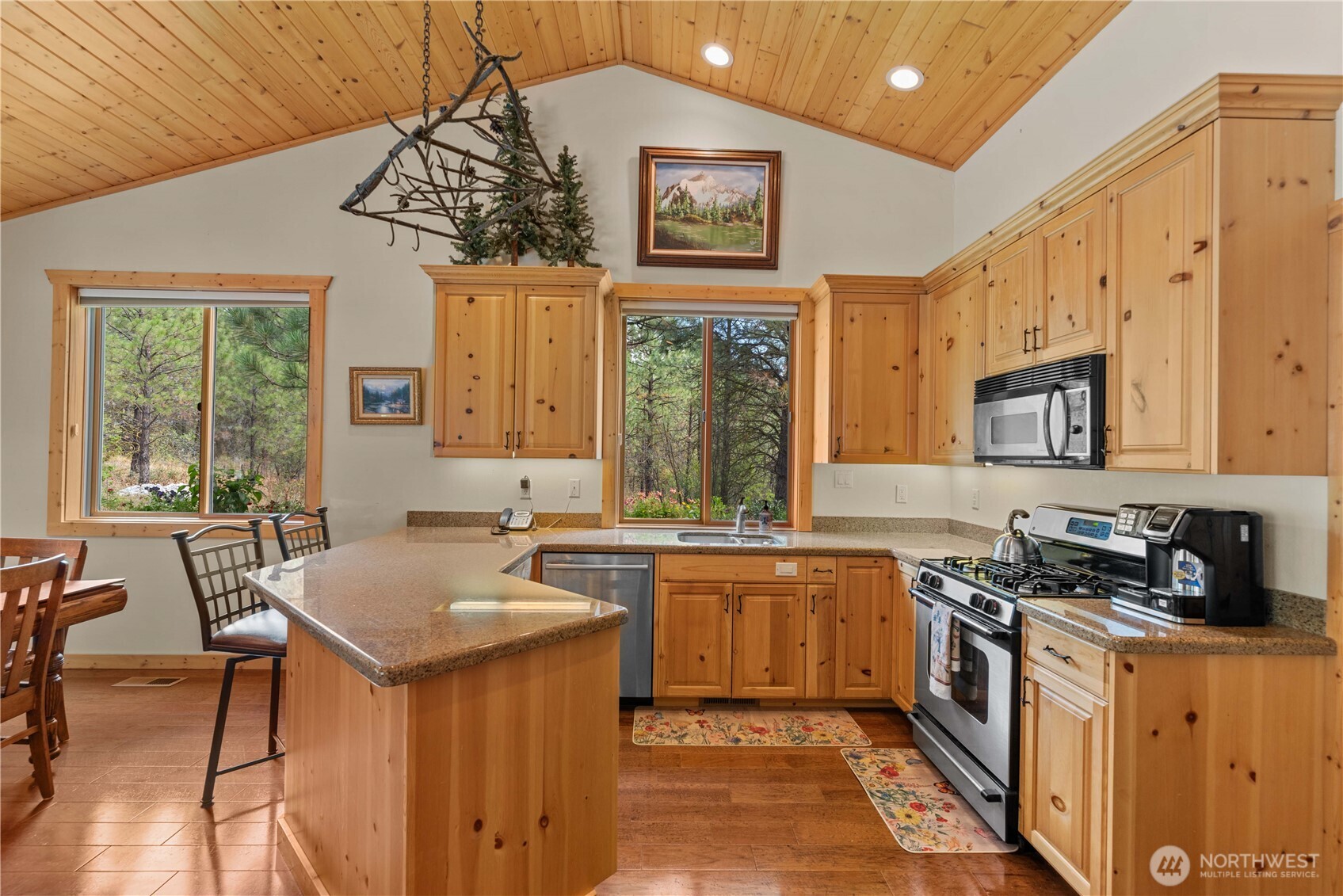 230 Fawn Lane